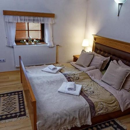 The House Of The Miyaks Otel Rostusa Dış mekan fotoğraf