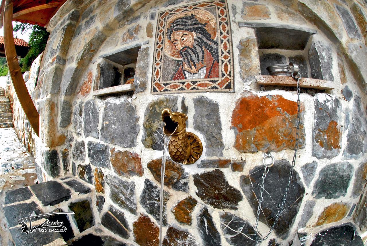 The House Of The Miyaks Otel Rostusa Dış mekan fotoğraf
