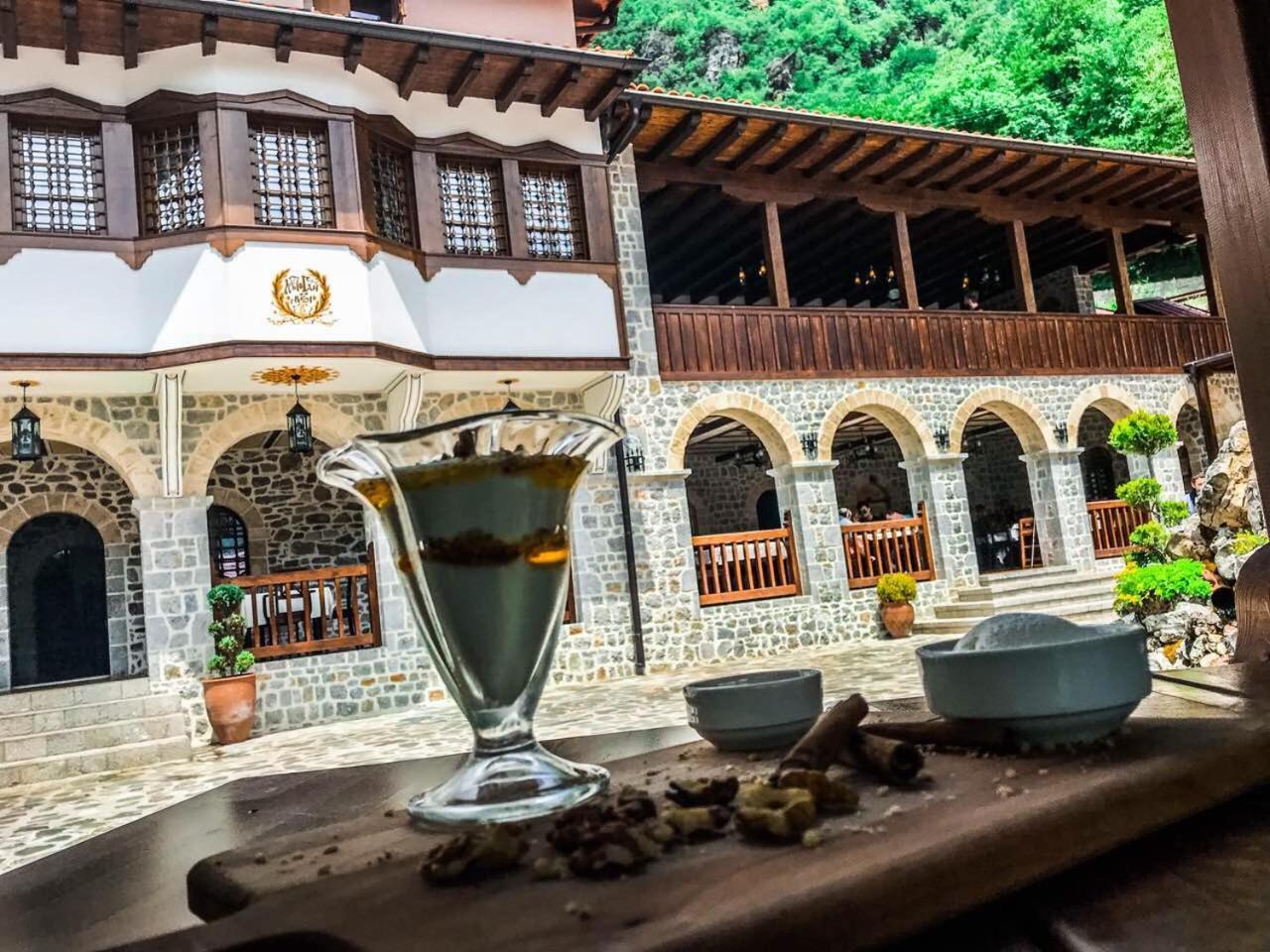 The House Of The Miyaks Otel Rostusa Dış mekan fotoğraf